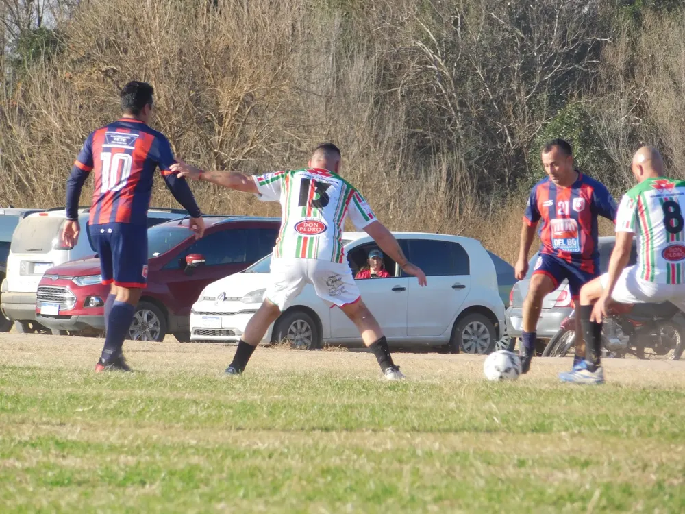 Los Profesionales +43 (15)