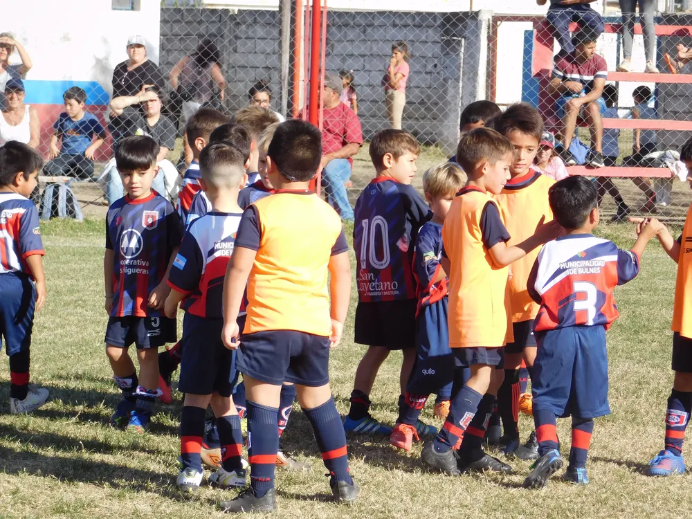 Infantiles Juveniles Centro Social San Lorenzo Bulnes Ateneo Vecinos Argentinso Jrs (40)