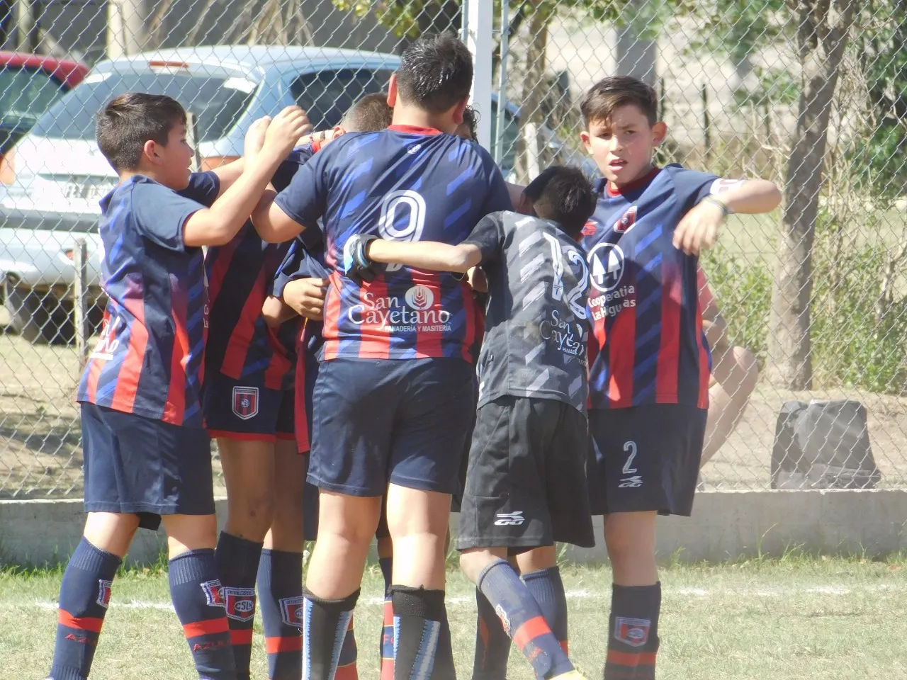 Centro Social vs Alberdi B vs San Cayetano (127)
