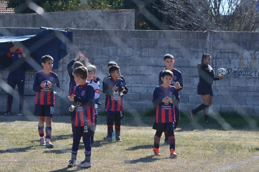 Centro Social San Lorenzo Bulnes Talleres Las Acequias Los Incas Achiras (96)