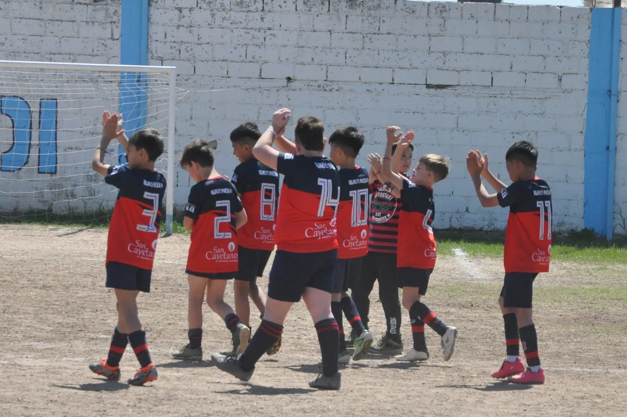 Centro Social Alberdi  Atenas (60)