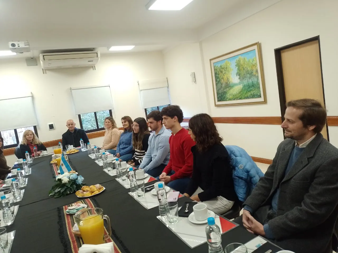 Imagen-de-WhatsApp-2024-05-29-a-las-09.22.09_379411c7