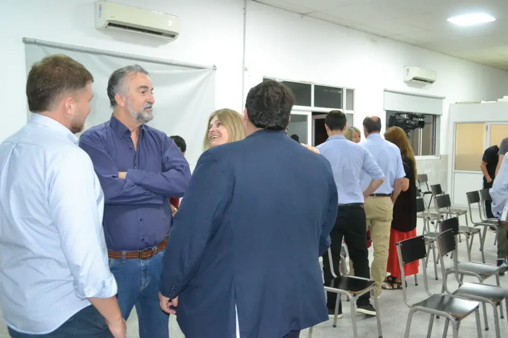 WhatsApp Image 2025-03-10 at 22.55.54 (2)