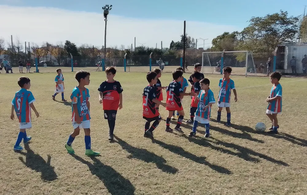Infantiles Juveniles Centro Social San Lorenzo Bulnes Ateneo Vecinos Argentinso Jrs (169)