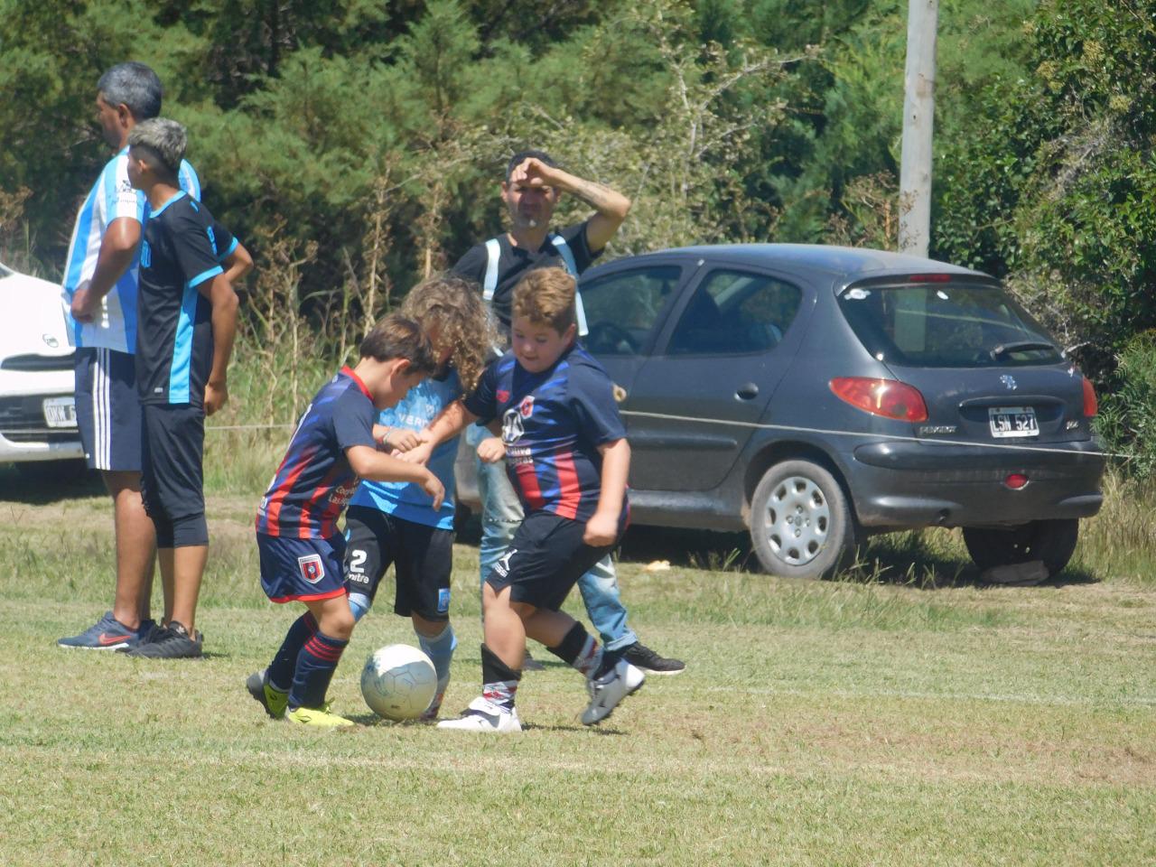 Centro Social Categoria 2013 Relampago Estudiantes (33)