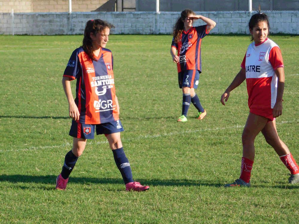 Centro Social Femenino vs Charras Fecha 2_23