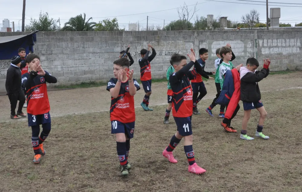 Centro Social Infanto Juvenil vs Social Recreativo Fusion (90)