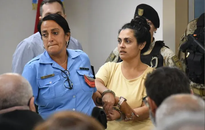 Brenda Aguero - MARIO SAR CBA24