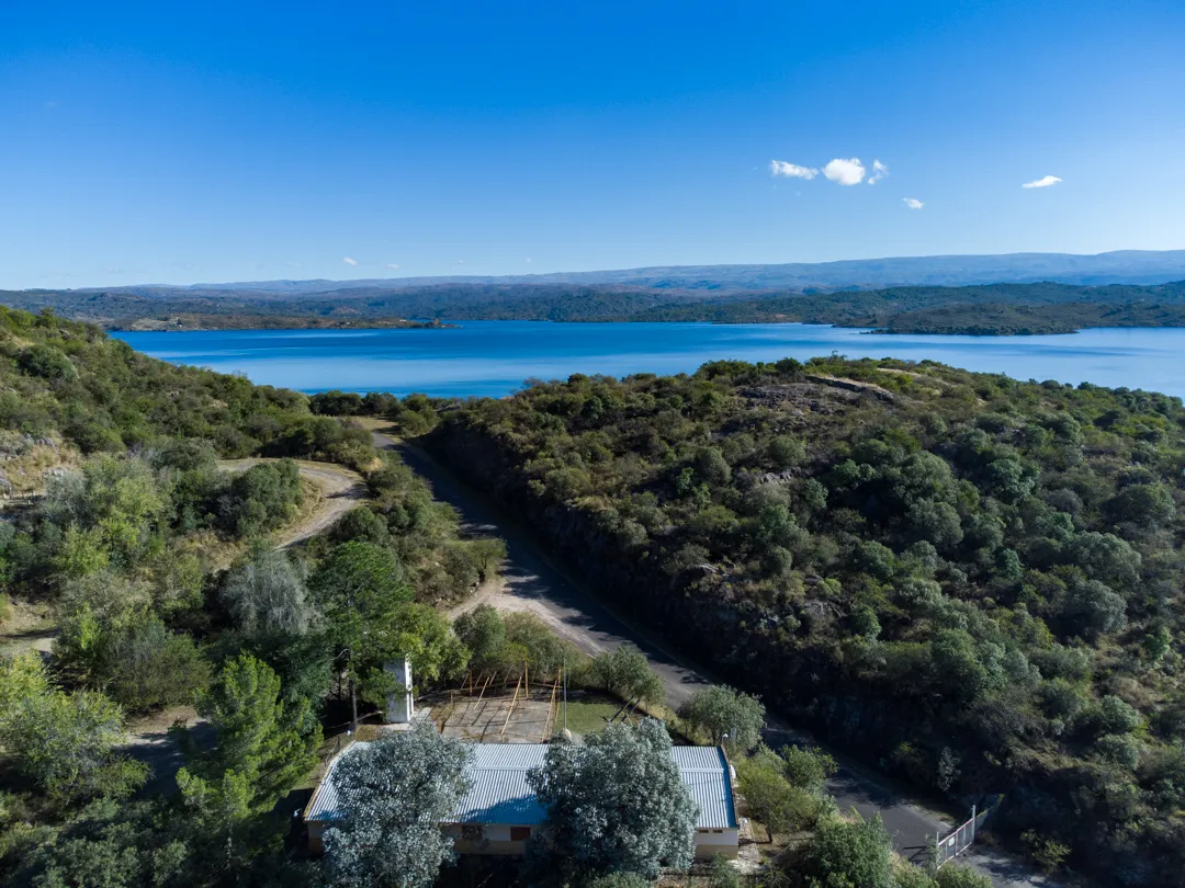 drone-hortizontal-2-1