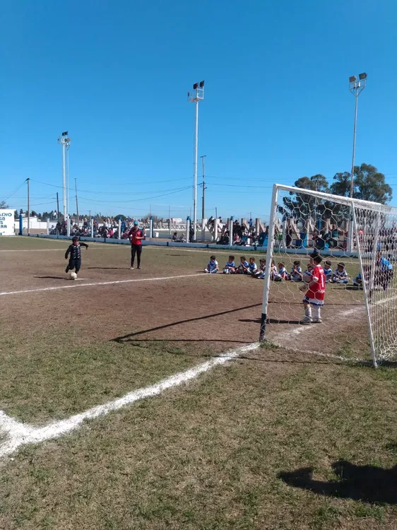 Centro Social vs Municipal Adelia María vs Juventud Unida (11)
