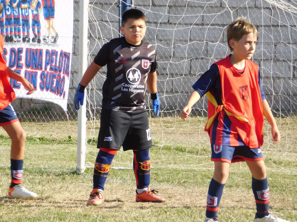 Infantiles Juveniles Centro Social San Lorenzo Bulnes Ateneo Vecinos Argentinso Jrs (61)