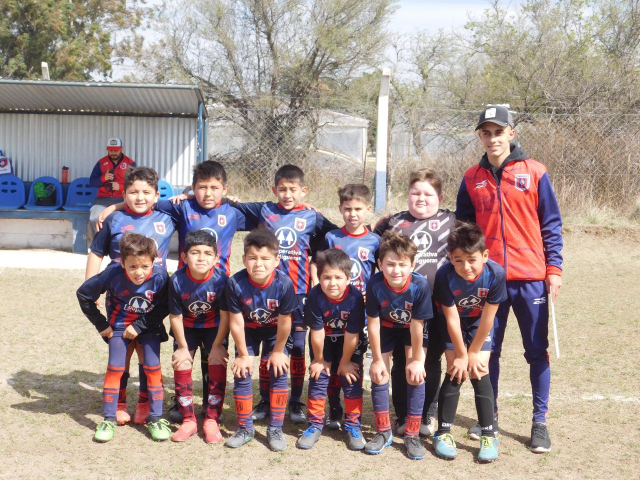 Atenas B vs Centro Social (23)