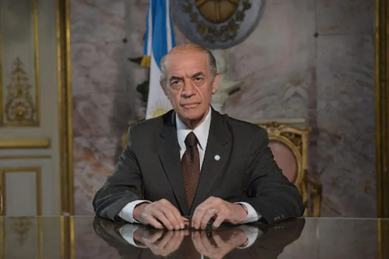 web-foto-20230522-diciembre-2001-3-767x511