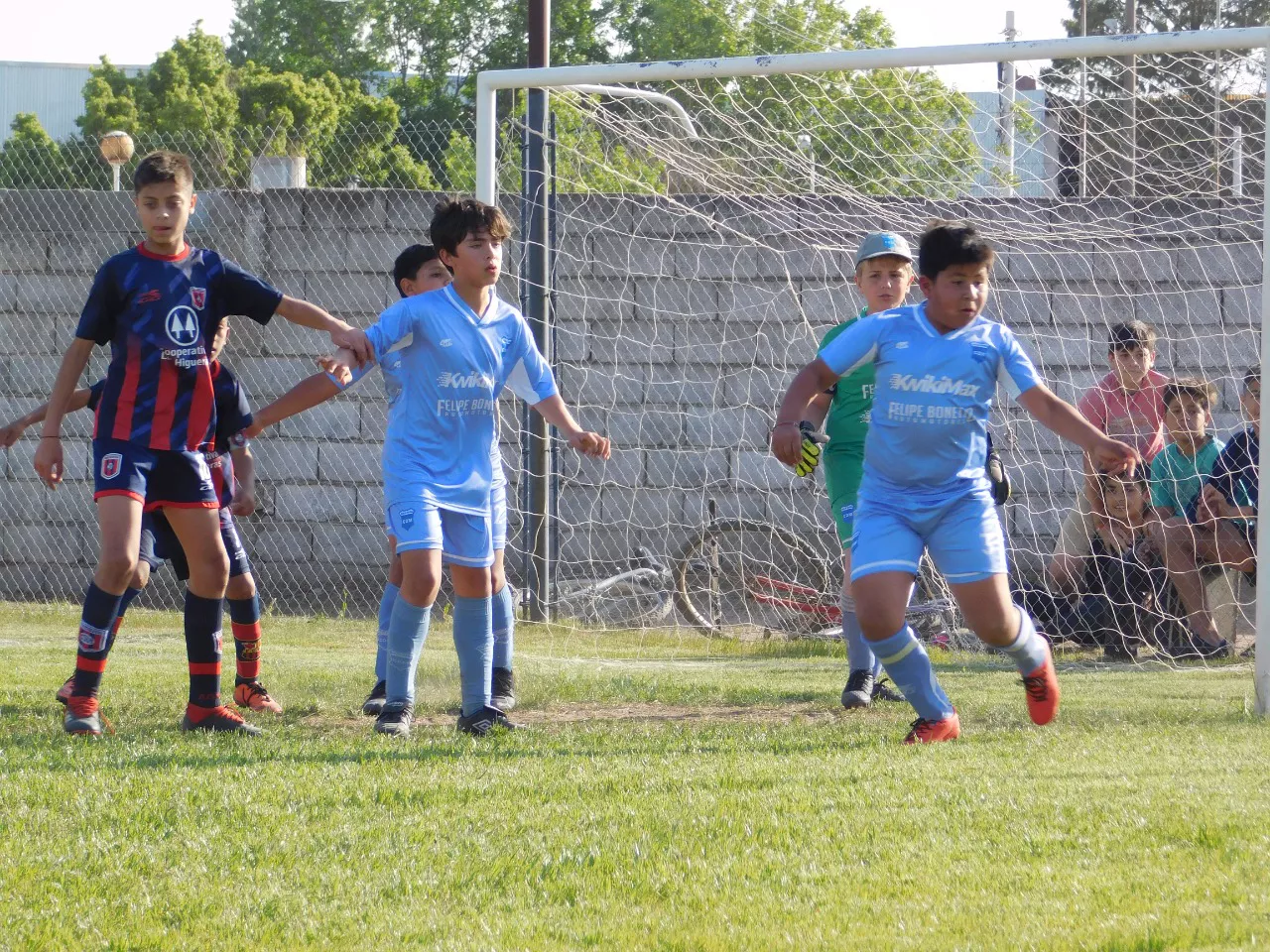 Centro Social Las Higueras Correos y Telecomunicaciones Deportivo Municipal Adela María (136)