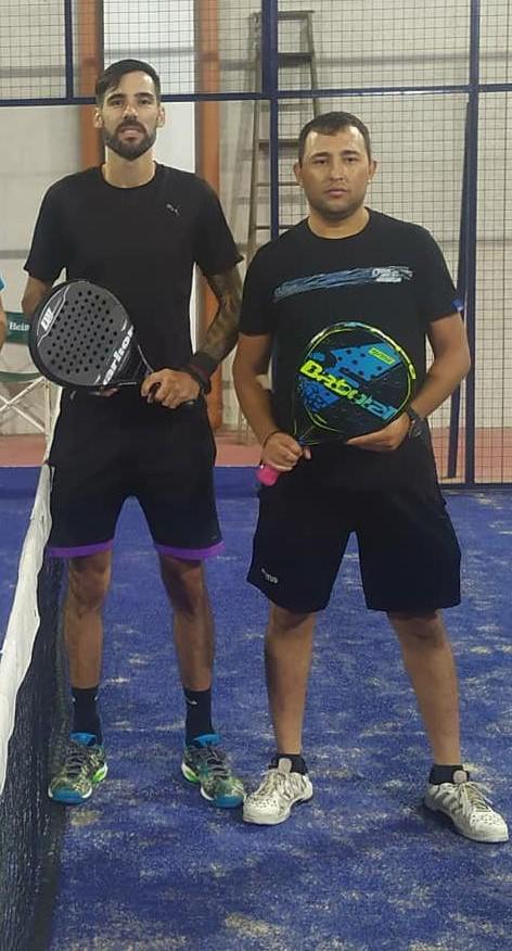 MAURICIO Y  MARIANO (2)