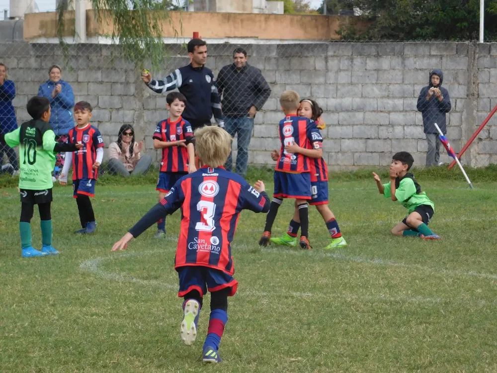 Infanto Juvenil Centro Social Banda Norte Belgrano Ateneo Vecinos (242)