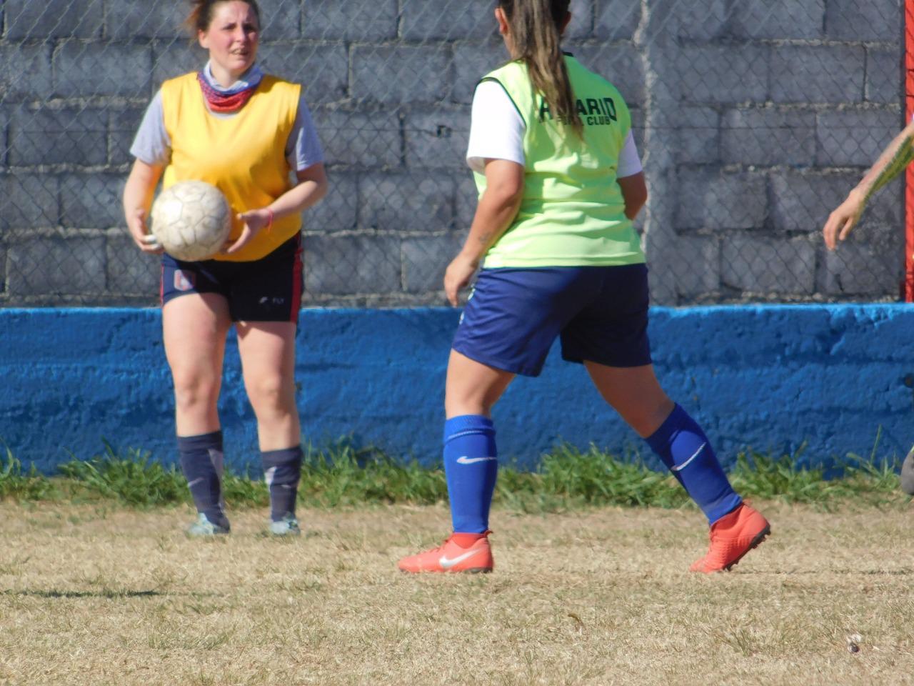FEMENINO ROSARIO AMARILLO (11)