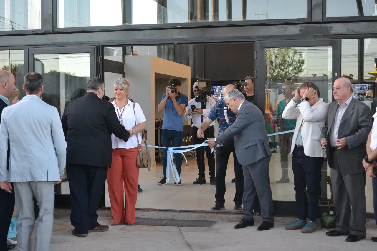 Escudero Inauguración Municipalidad (6)