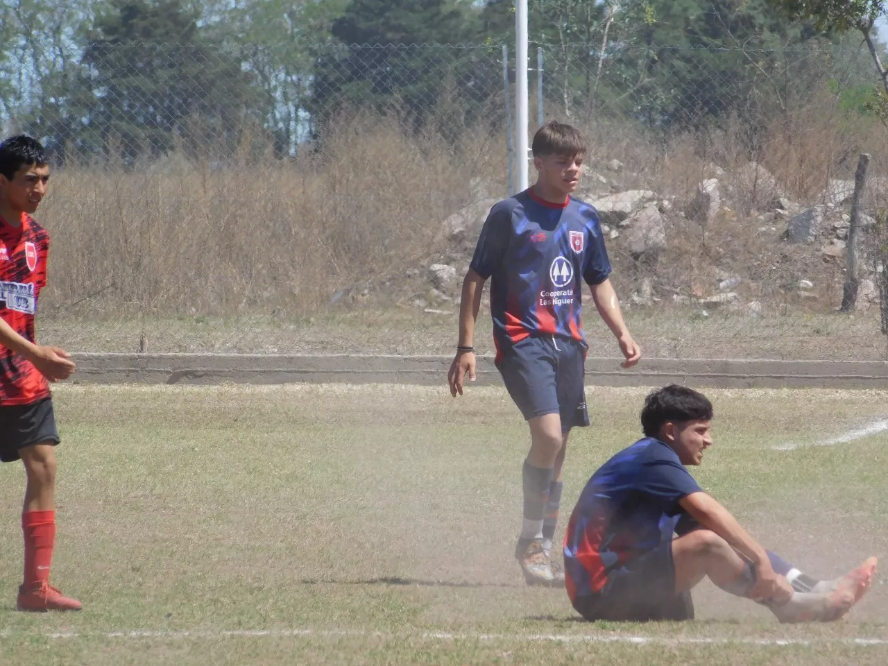 Centro Social vs Alberdi B vs San Cayetano (95)