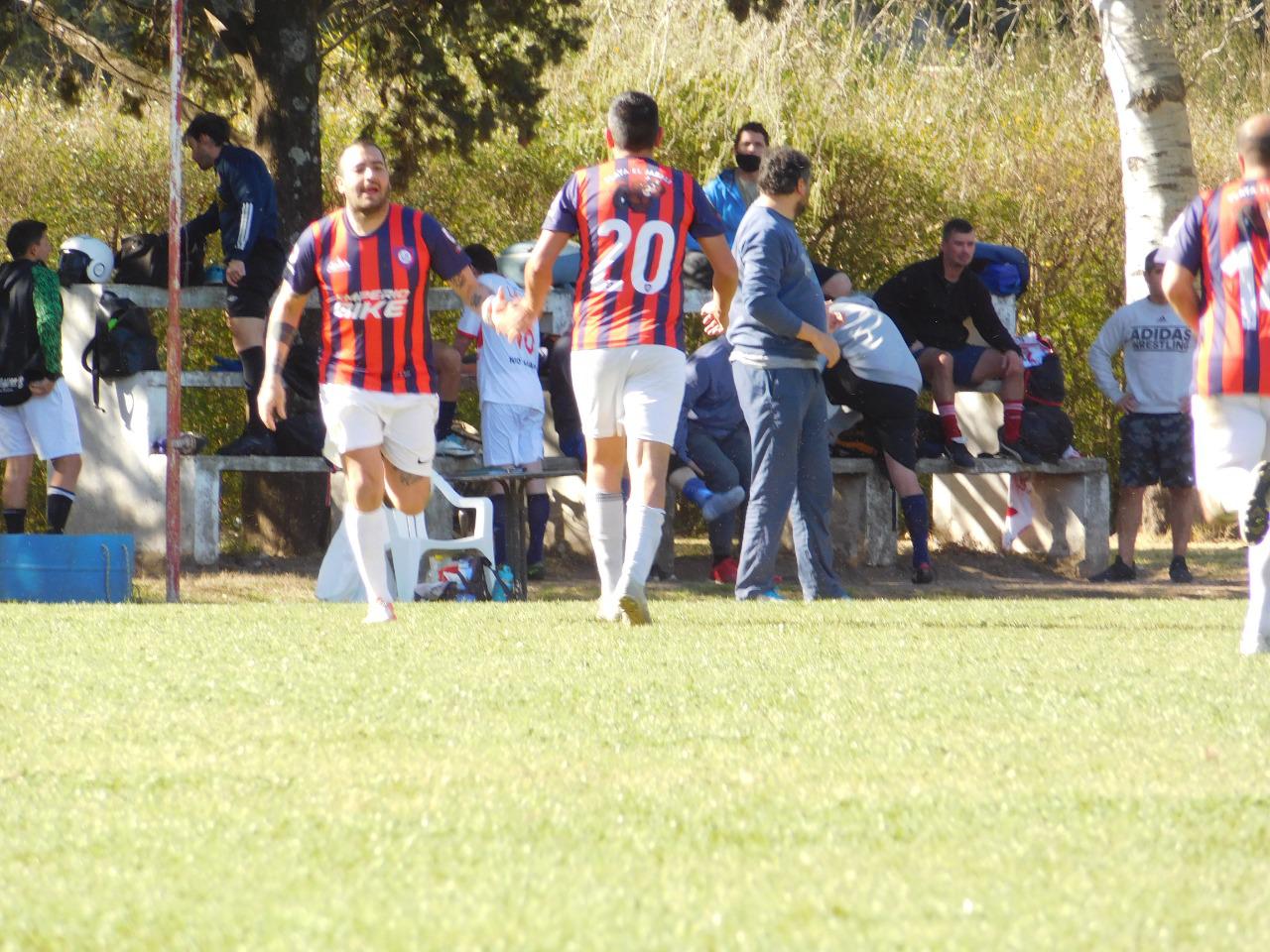 Profesionales Fecha 10 (14)