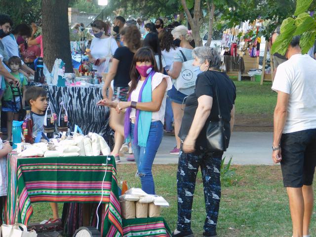 MUJERES QUE NO PARAN FERIA NAVIDEÑA 2020 (4)