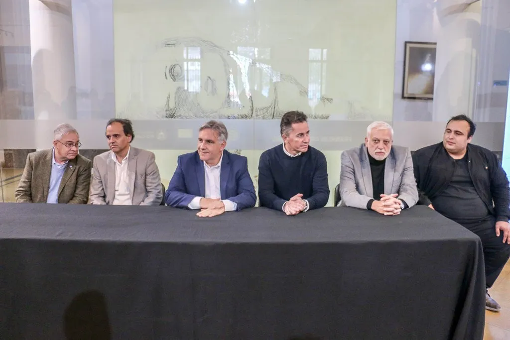 CENTRO DE SALUD APORTES (3)