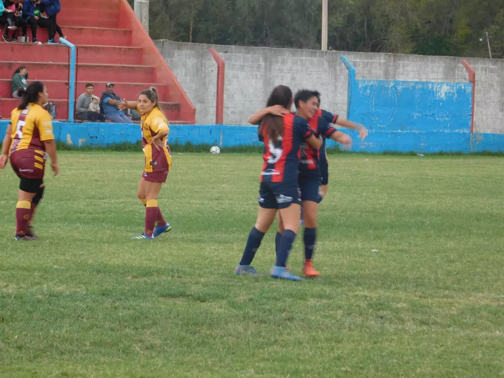 Femenino Centro Social Municipal de Reducción (20)