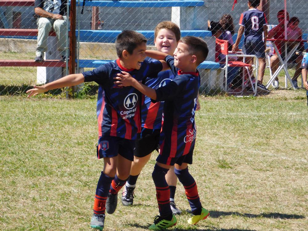 Centro Social vs Alberdi Infantiles_71