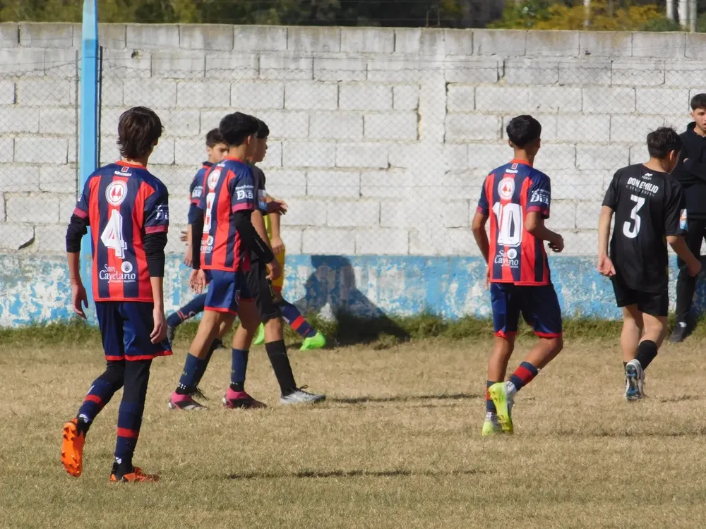 Centro Social vs Correos vs Defensores de Alberdi Socialeritas (188)