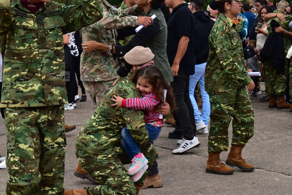 SOLDADOS VOLUNTARIOS (6)