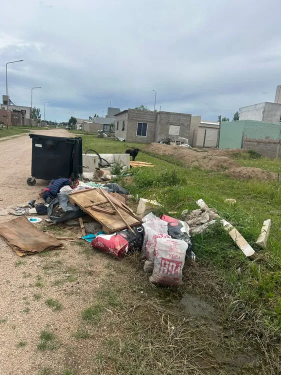 WhatsApp Image 2025-12-08 at 21.07.48