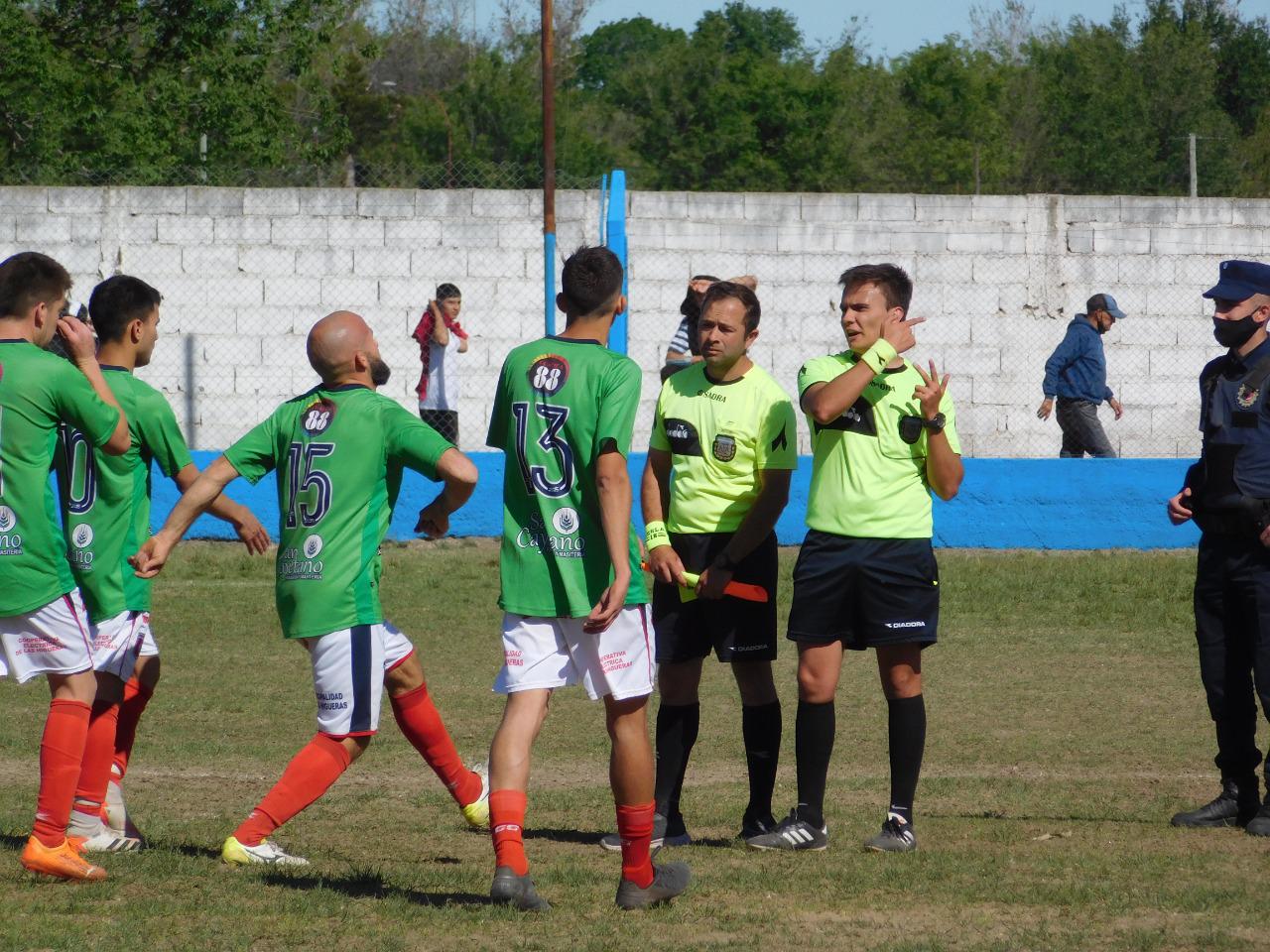 Centro Social vs Santa Paula (36)