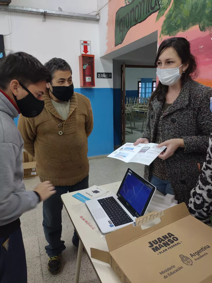 CONECTAR IGUALDAD (4)