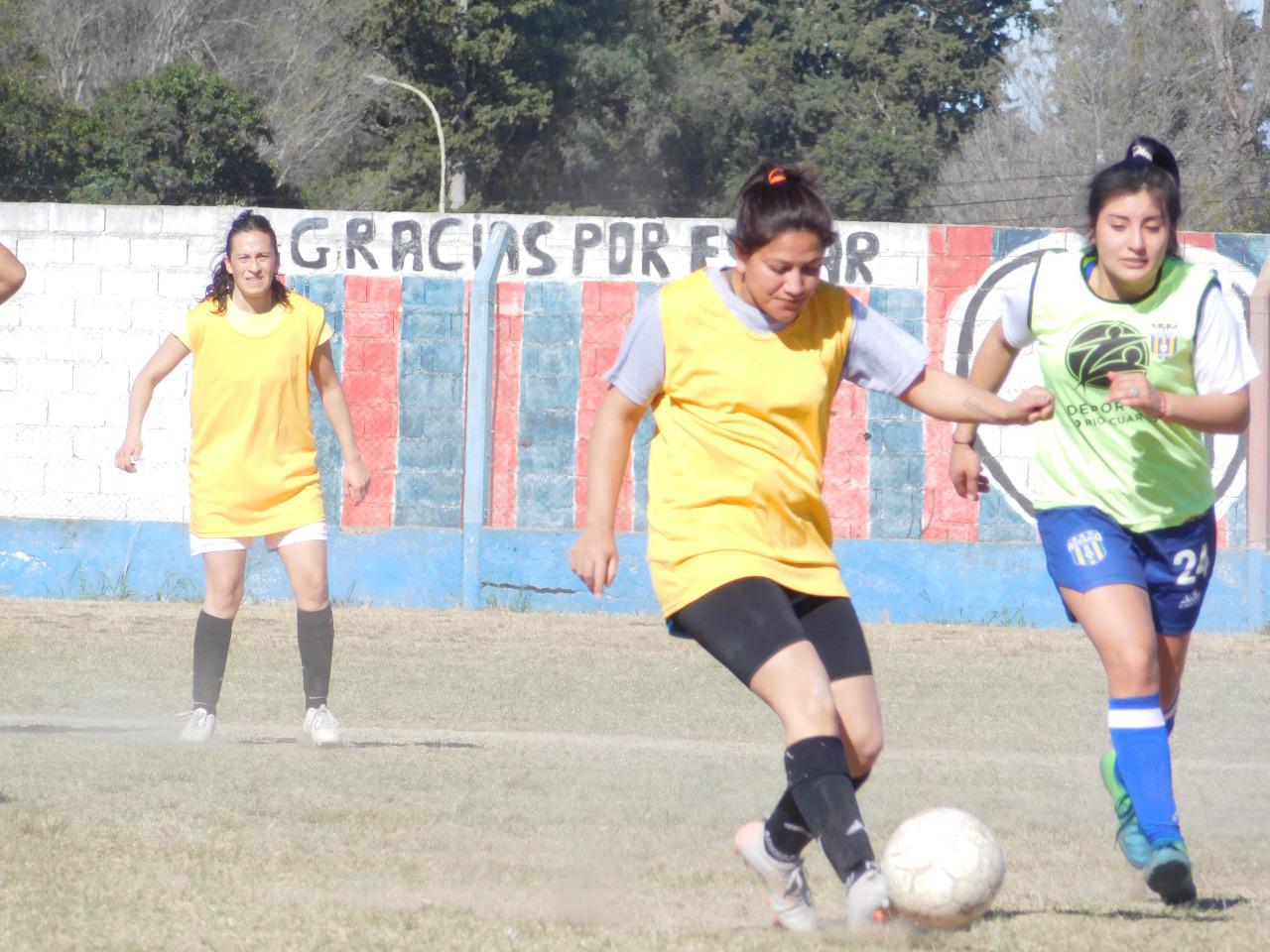 FEMENINO ROSARIO AMARILLO (10)
