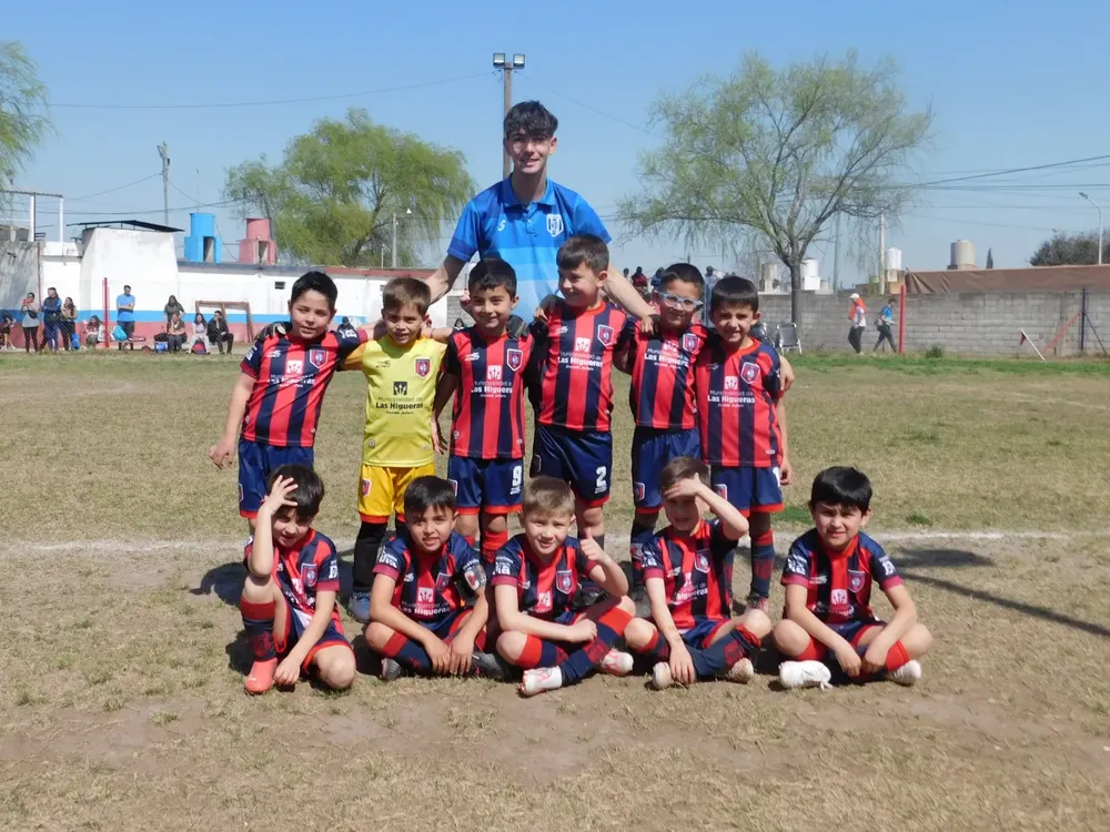 Centro Social Banda Norte Correos Renato Cesarini (88)