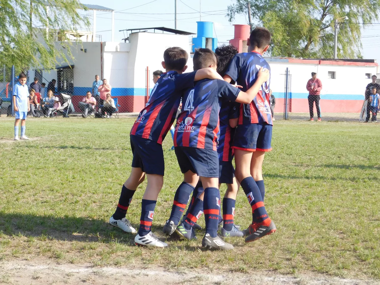 Centro Social Las Higueras Correos y Telecomunicaciones Deportivo Municipal Adela María (328)