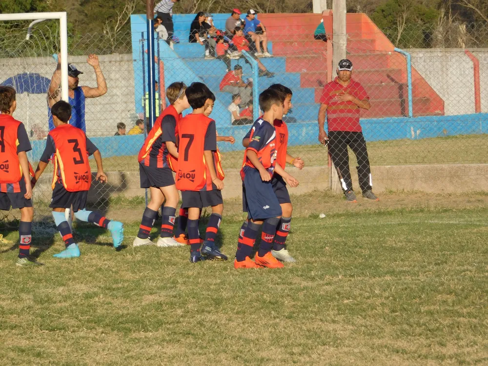 Infantiles Juveniles Centro Social San Lorenzo Bulnes Ateneo Vecinos Argentinso Jrs (132)
