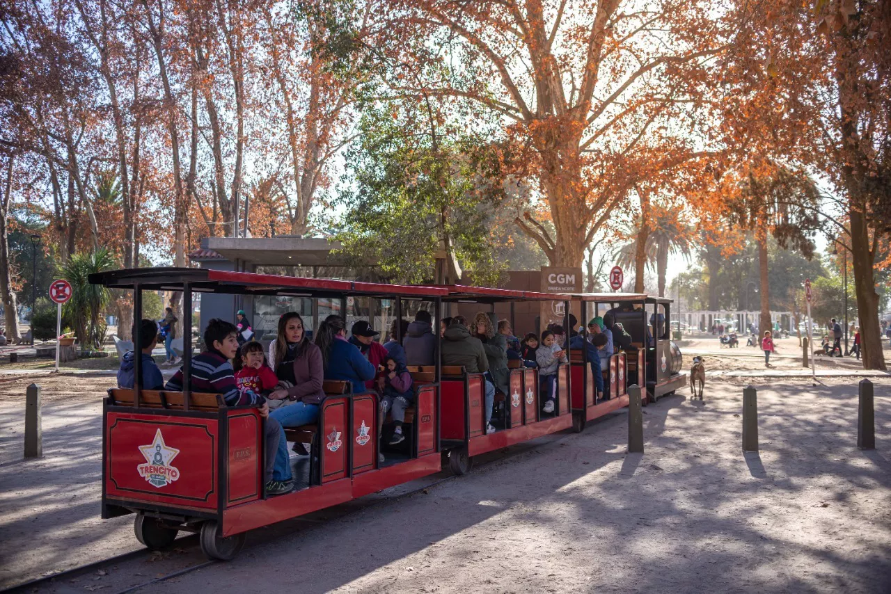 PARQUE SARMIENTO (2)
